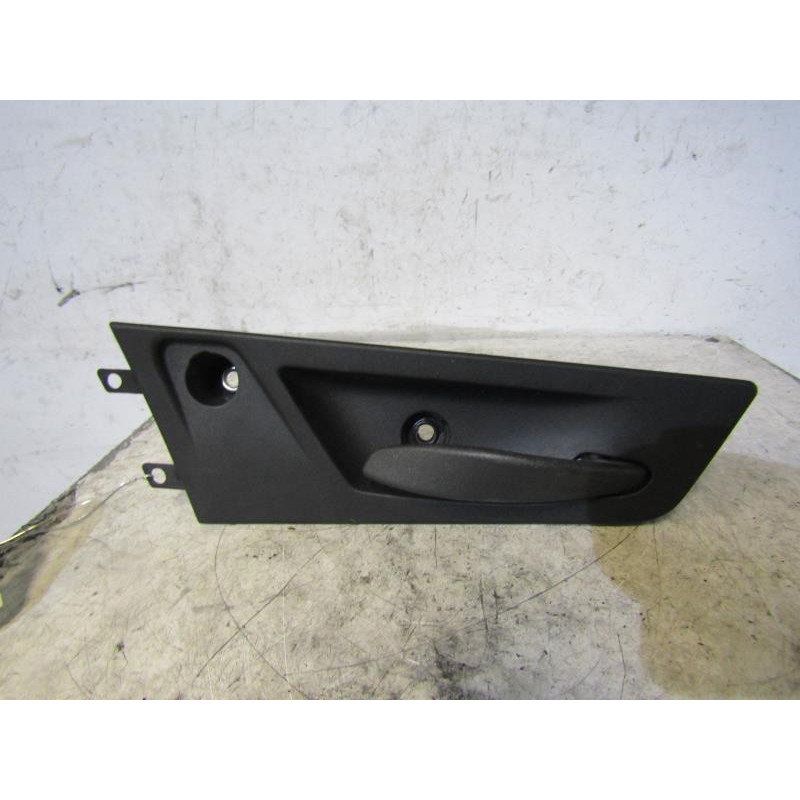 Poignee interieur avant droit BMW X3 E83 Photo n°1