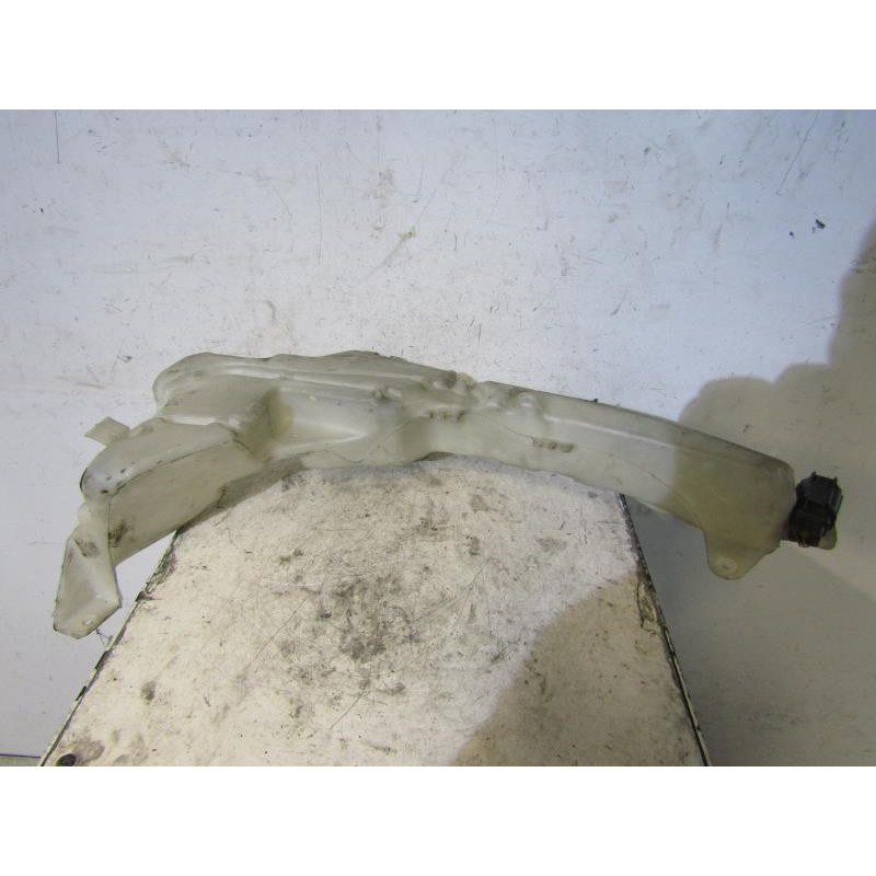 Vase de lave glace FORD FOCUS 2 Photo n°1