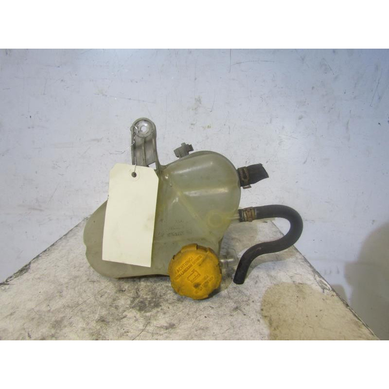 Vase d'expansion OPEL CORSA D Photo n°1