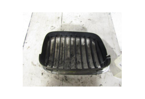 Calandre gauche BMW SERIE 5 E39 Photo n°2