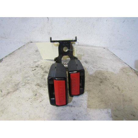 Attache ceinture arriere gauche RENAULT MEGANE 2