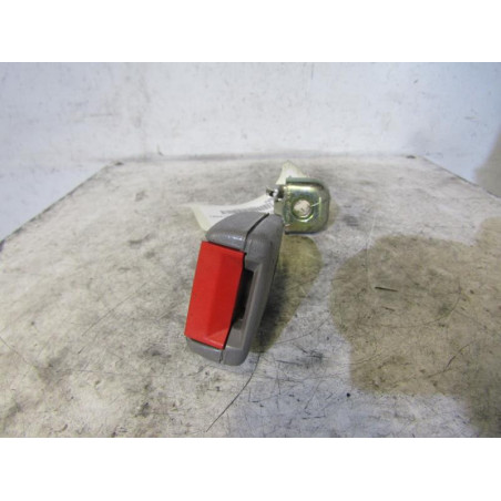 Attache ceinture arriere droit VOLKSWAGEN PASSAT 4