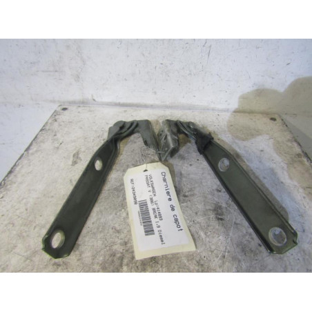Charniere de capot VOLKSWAGEN PASSAT 4