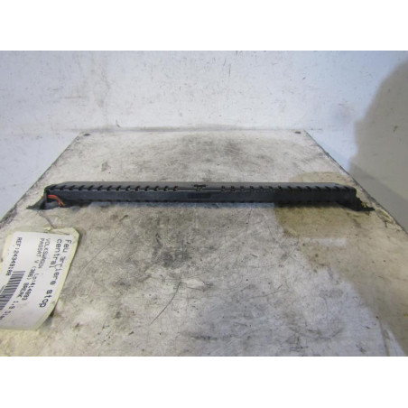 Feu arriere stop central VOLKSWAGEN PASSAT 4