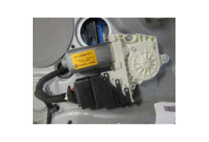 Leve vitre electrique arriere gauche VOLKSWAGEN GOLF 4 Photo n°2