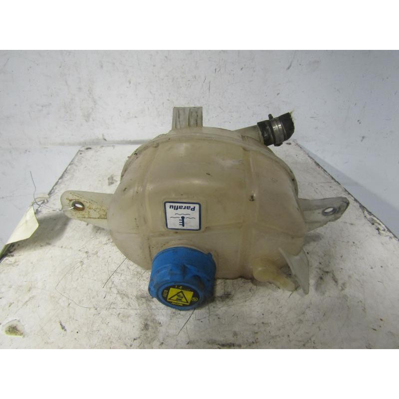 Vase d'expansion FIAT FIORINO 3 Photo n°1