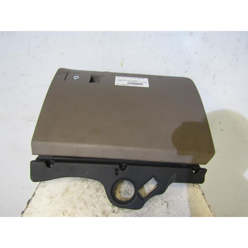 Porte boite a gants VOLKSWAGEN PASSAT 5 Photo n°1