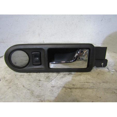 Poignee interieur arriere droit VOLKSWAGEN PASSAT 4
