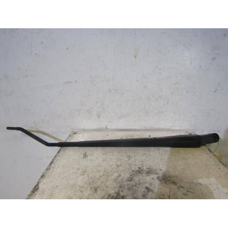 Bras essuie glace avant droit TOYOTA COROLLA VERSO 2