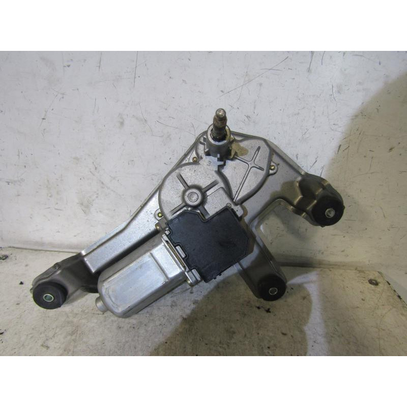 Moteur essuie glace arriere TOYOTA COROLLA VERSO 2 Photo n°1