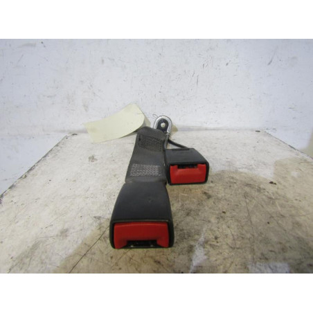 Attache ceinture arriere droit MERCEDES CLASSE E 210