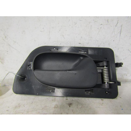 Poignee interieur arriere droit RENAULT LAGUNA 1