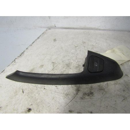 Interrupteur de leve vitre arriere gauche VOLKSWAGEN GOLF 3