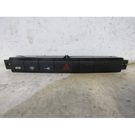 Bouton de warning FIAT GRANDE PUNTO