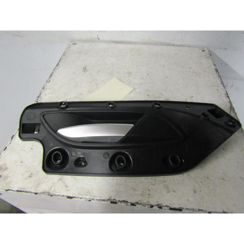 Poignee interieur arriere gauche FIAT GRANDE PUNTO Photo n°1
