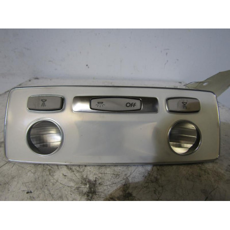 Eclairage de plafonnier RENAULT LAGUNA 3