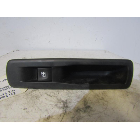 Interrupteur de leve vitre arriere droit RENAULT LAGUNA 3