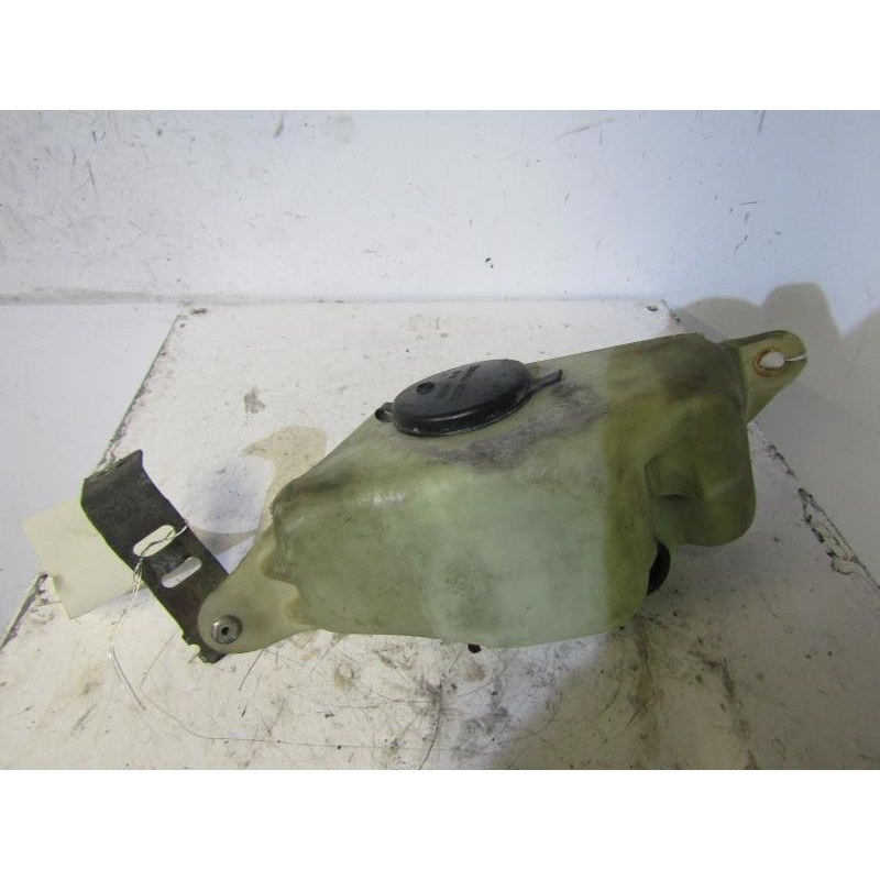 Vase de lave glace PEUGEOT 205 Photo n°1