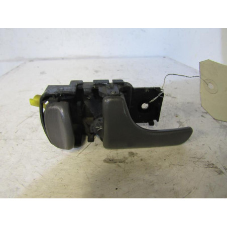 Poignee interieur avant gauche FORD MAVERICK 1