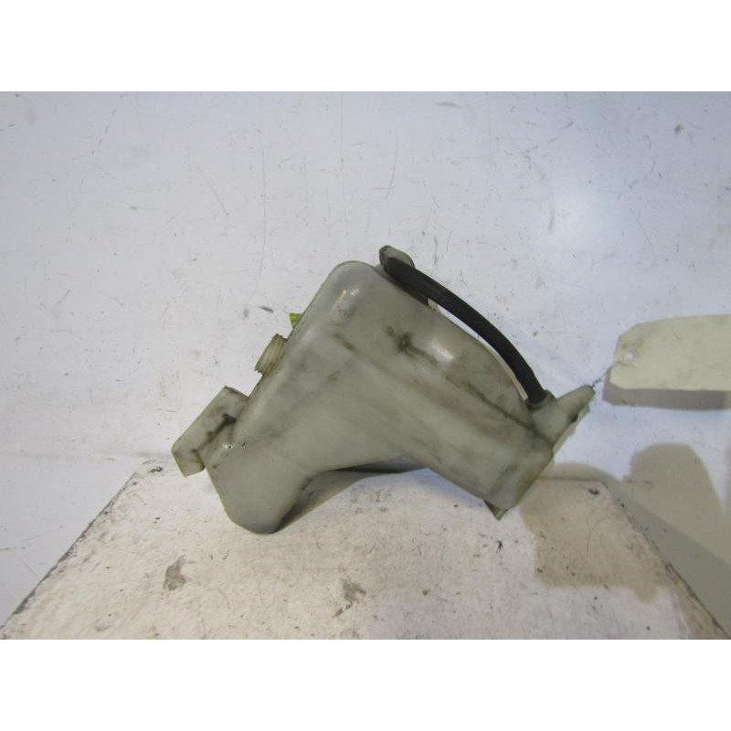 Vase d'expansion NISSAN PRIMERA 4 Photo n°1