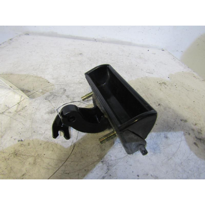 Bouton de coffre HONDA CIVIC 7 Photo n°1
