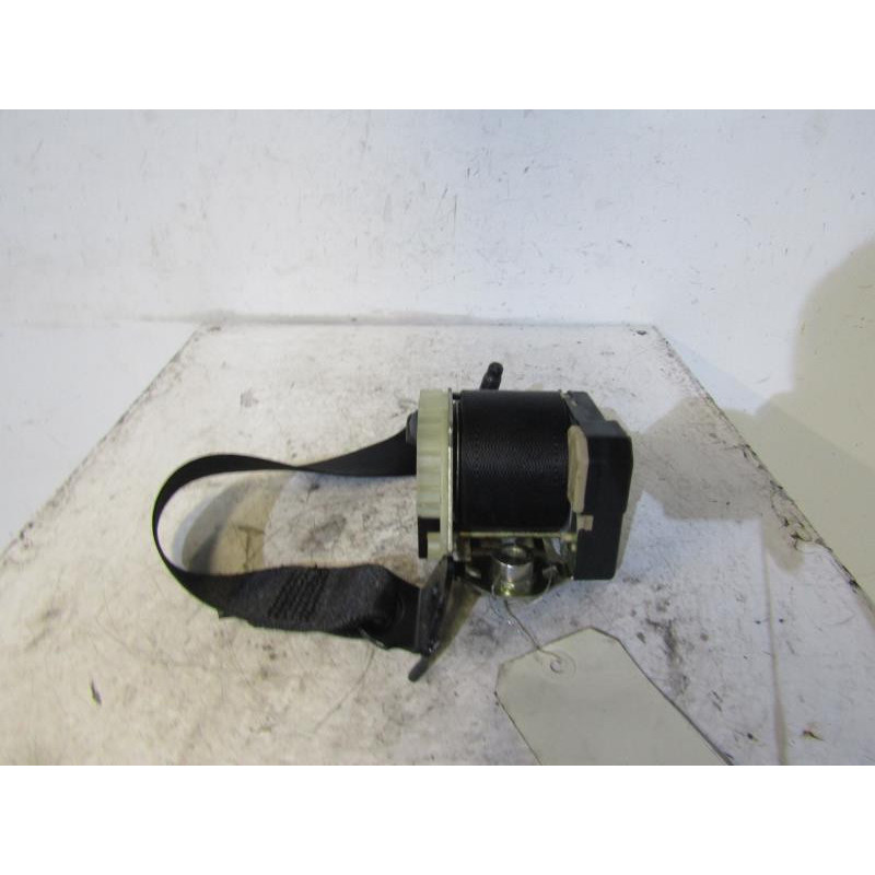 Ceinture arriere droit OPEL CORSA C Photo n°1
