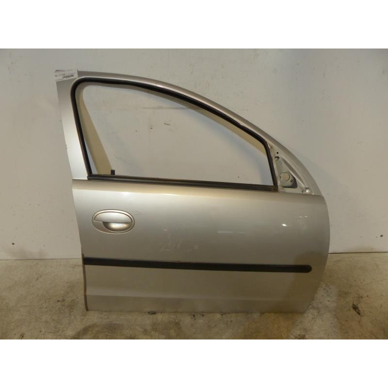 Porte avant droit OPEL CORSA C Photo n°1