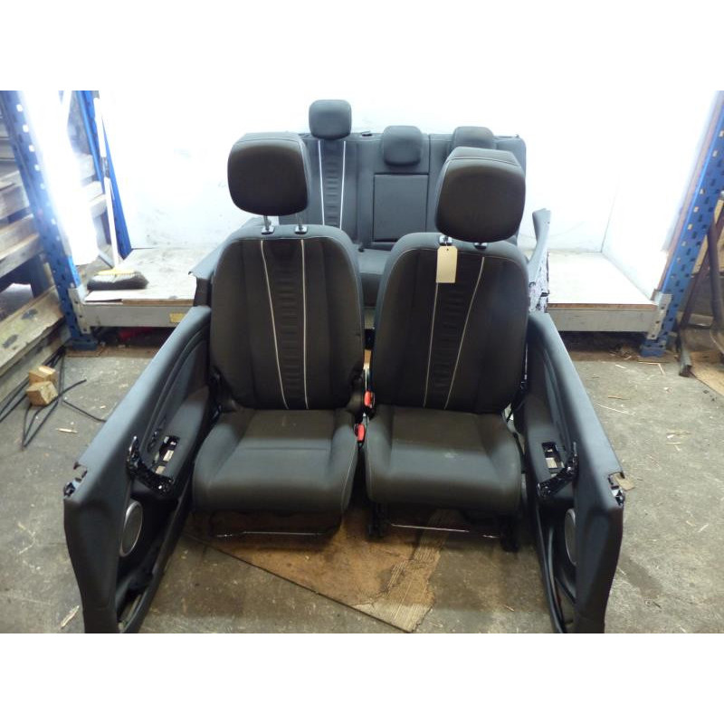 Interieur complet RENAULT MEGANE 3 Photo n°1