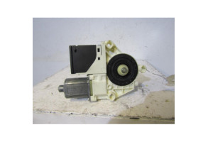 Moteur leve vitre arriere droit RENAULT MEGANE 3 Photo n°1