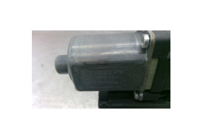 Moteur leve vitre avant droit RENAULT MEGANE 3 Photo n°4