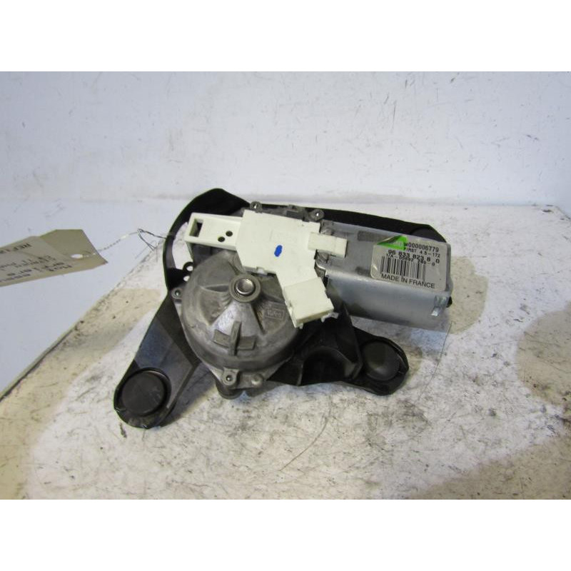 Moteur essuie glace arriere CITROEN C3 2 Photo n°1