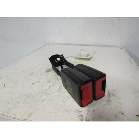 Attache ceinture arriere droit MERCEDES CLASSE E 211