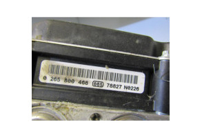 Bloc ABS (freins anti-blocage) VOLKSWAGEN FOX Photo n°4