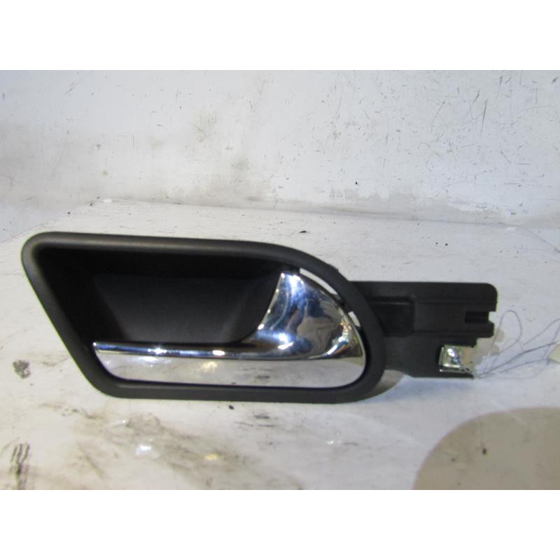Poignee interieur avant droit VOLKSWAGEN GOLF 5 Photo n°1