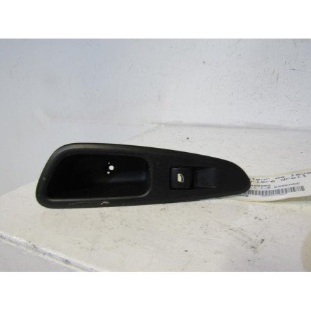 Interrupteur de leve vitre arriere droit PEUGEOT 308 1 SW