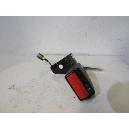 Attache ceinture arriere gauche PEUGEOT 207