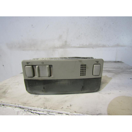 Eclairage de plafonnier VOLKSWAGEN PASSAT 4
