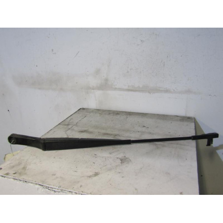 Bras essuie glace avant gauche VOLKSWAGEN CADDY 3