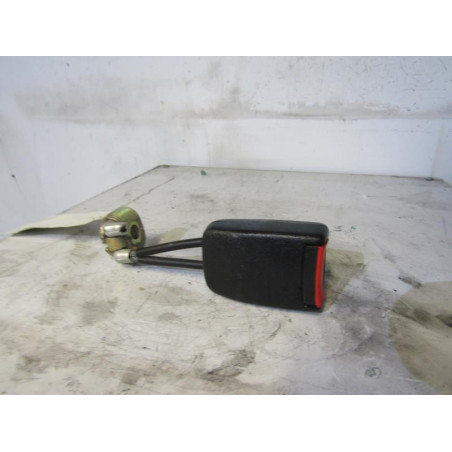 Attache ceinture arriere droit VOLKSWAGEN PASSAT 4