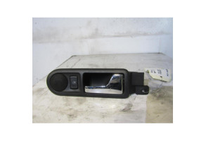 Poignee interieur arriere droit VOLKSWAGEN PASSAT 4 Photo n°1