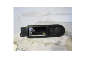 Poignee interieur arriere gauche VOLKSWAGEN PASSAT 4 Photo n°1