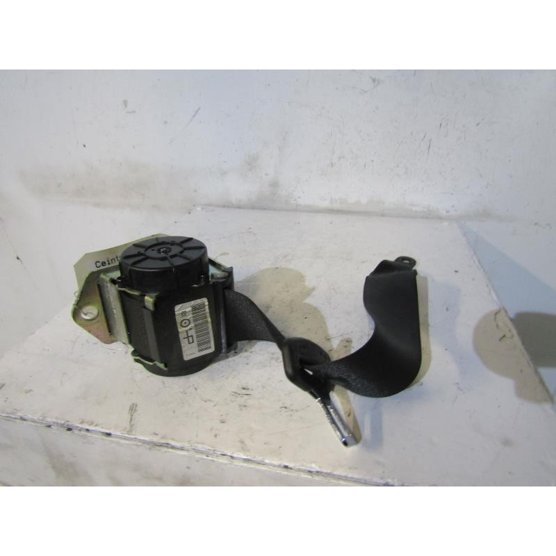 Ceinture arriere gauche BMW SERIE 1 E87 Photo n°1