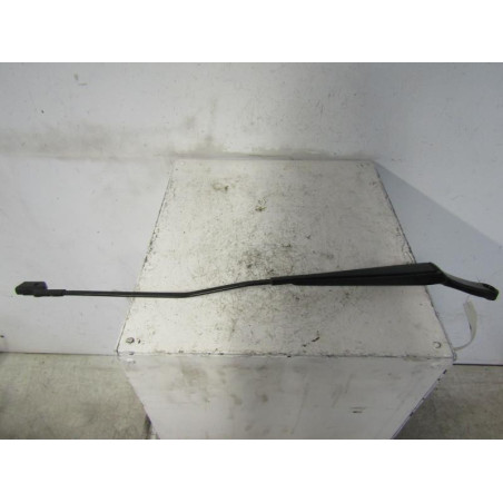 Bras essuie glace avant droit VOLKSWAGEN TOURAN 1