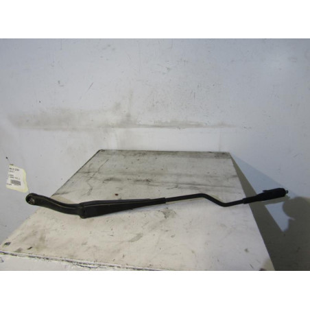 Bras essuie glace avant droit FIAT GRANDE PUNTO