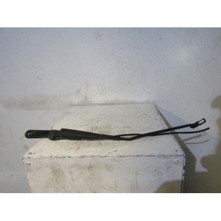 Bras essuie glace avant droit RENAULT MASTER 2