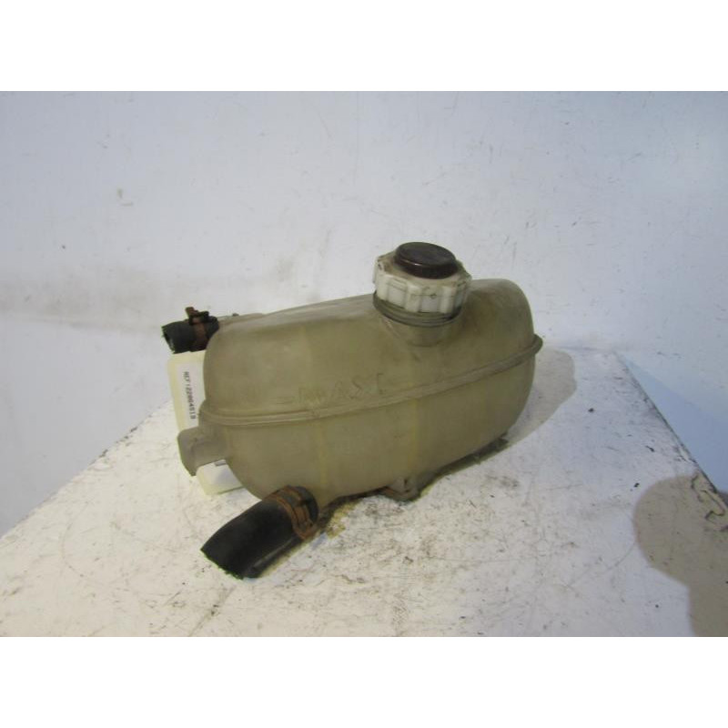 Vase d'expansion RENAULT MASTER 2 Photo n°1