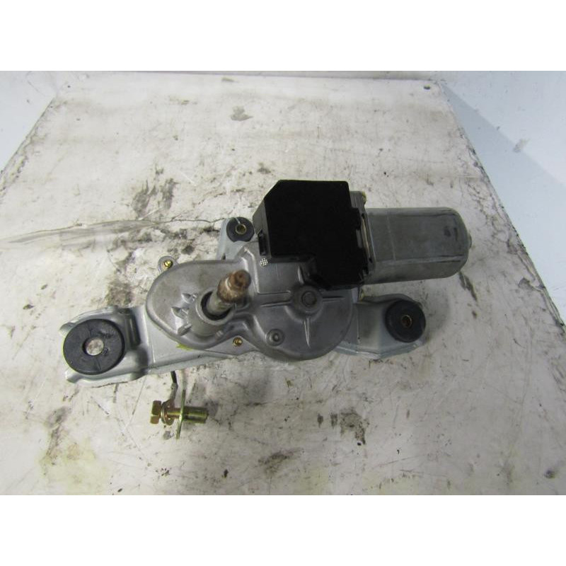 Moteur essuie glace arriere TOYOTA COROLLA 10 Photo n°1