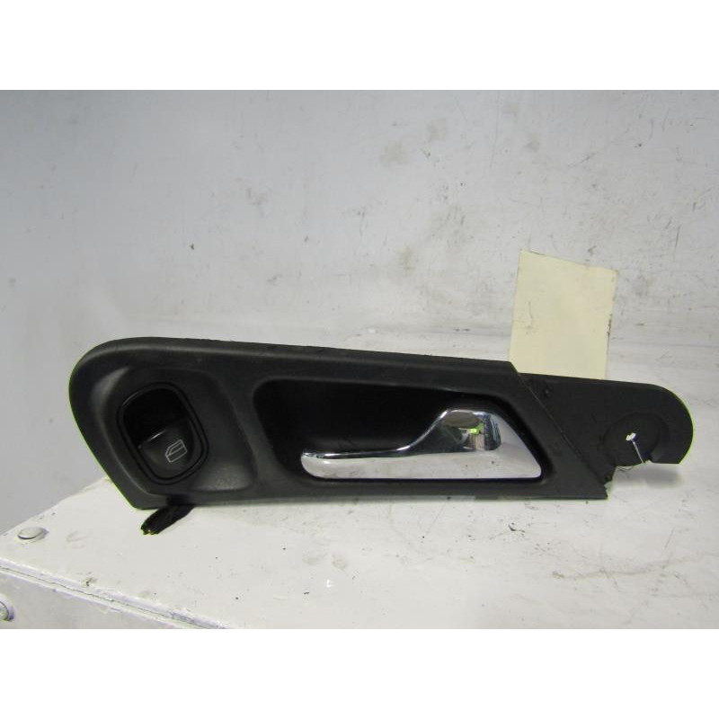 Poignee interieur arriere droit MERCEDES CLASSE C 203 Photo n°1