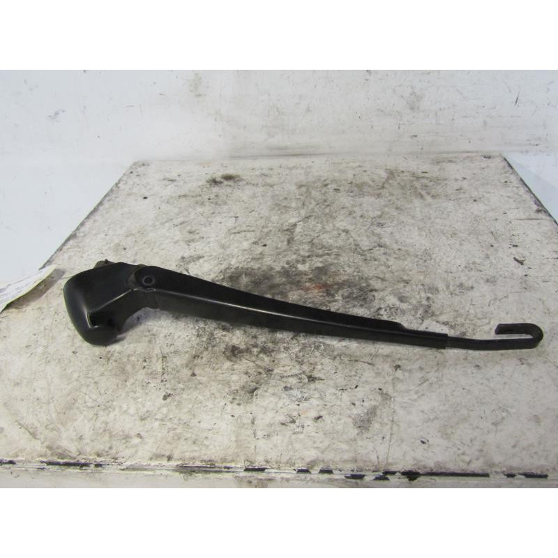 Bras essuie glace arriere AUDI A3 1 Photo n°1