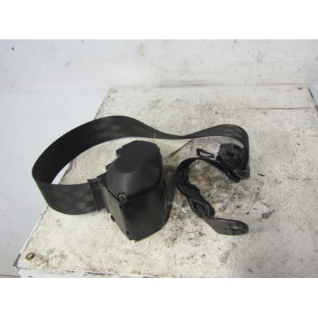 Ceinture arriere gauche VOLKSWAGEN POLO 4